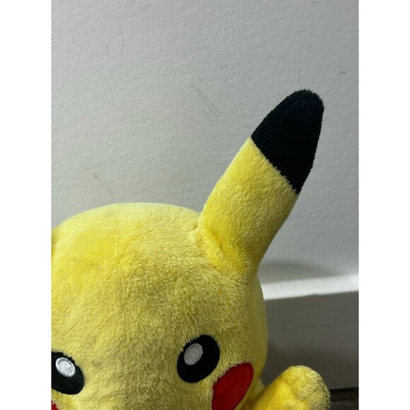 Tomy Pokemon Talking Pikachu Plush 9” Inch Yellow Stuffed Toy - Picture 4 of 7